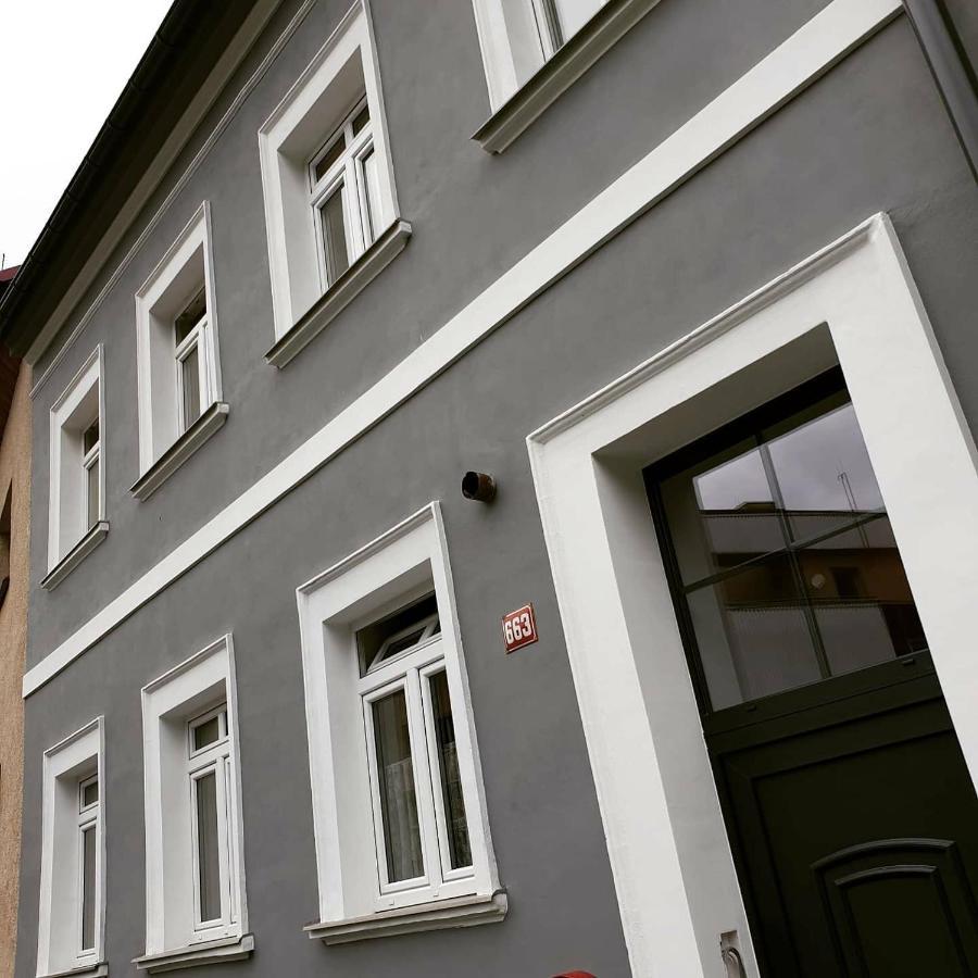 Zlata Leta - Apartmanovy Dum Jáchymov Buitenkant foto